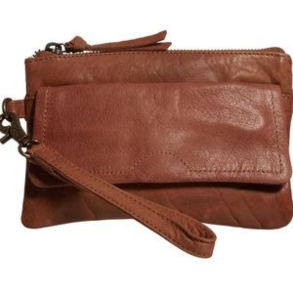Day & Mood Leather Clutch Purse -Wrist strap-New- For any occasion-Great looking - Picture 1 of 9
